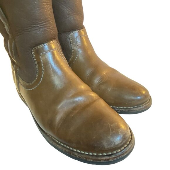 Frye Celia Short Size 9 B  Brown Leather Shearling Lined Boot  Chelsea Pull On - Picture 12 of 16